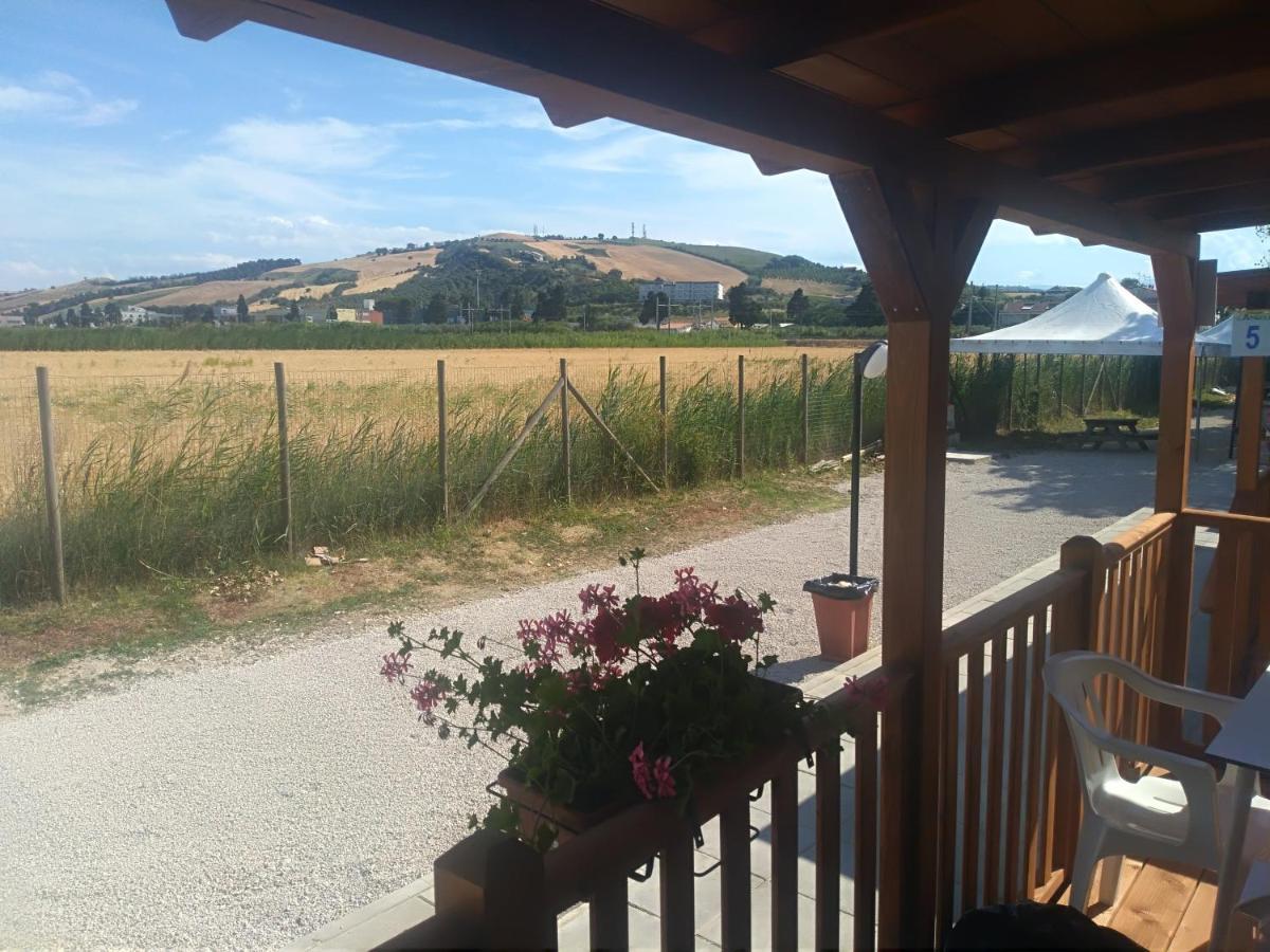 Villaggio Degli Angeli Scerne Pineto Eksteriør billede